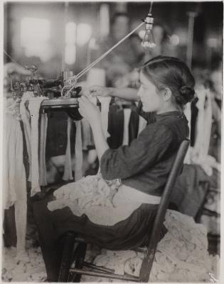 Lewis Hine - artist photo